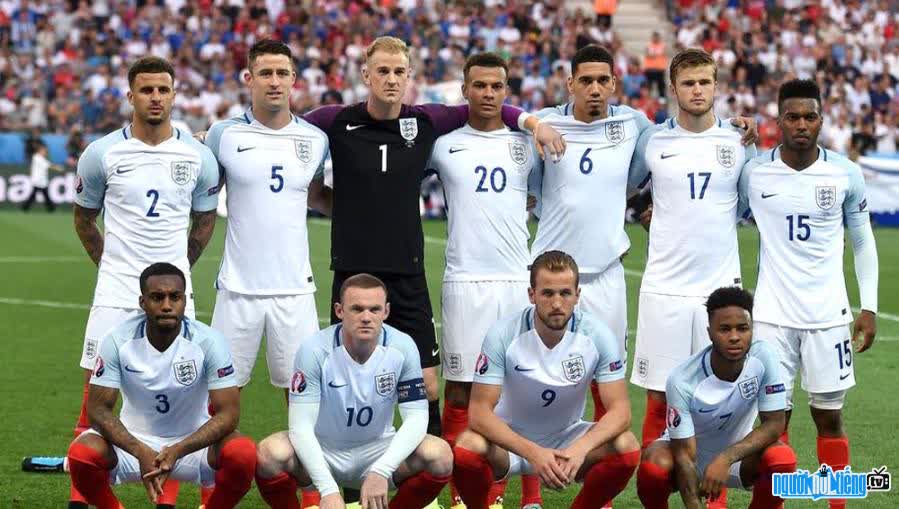 Hình ảnh một đội hình ra sân của đội tuyển Anh