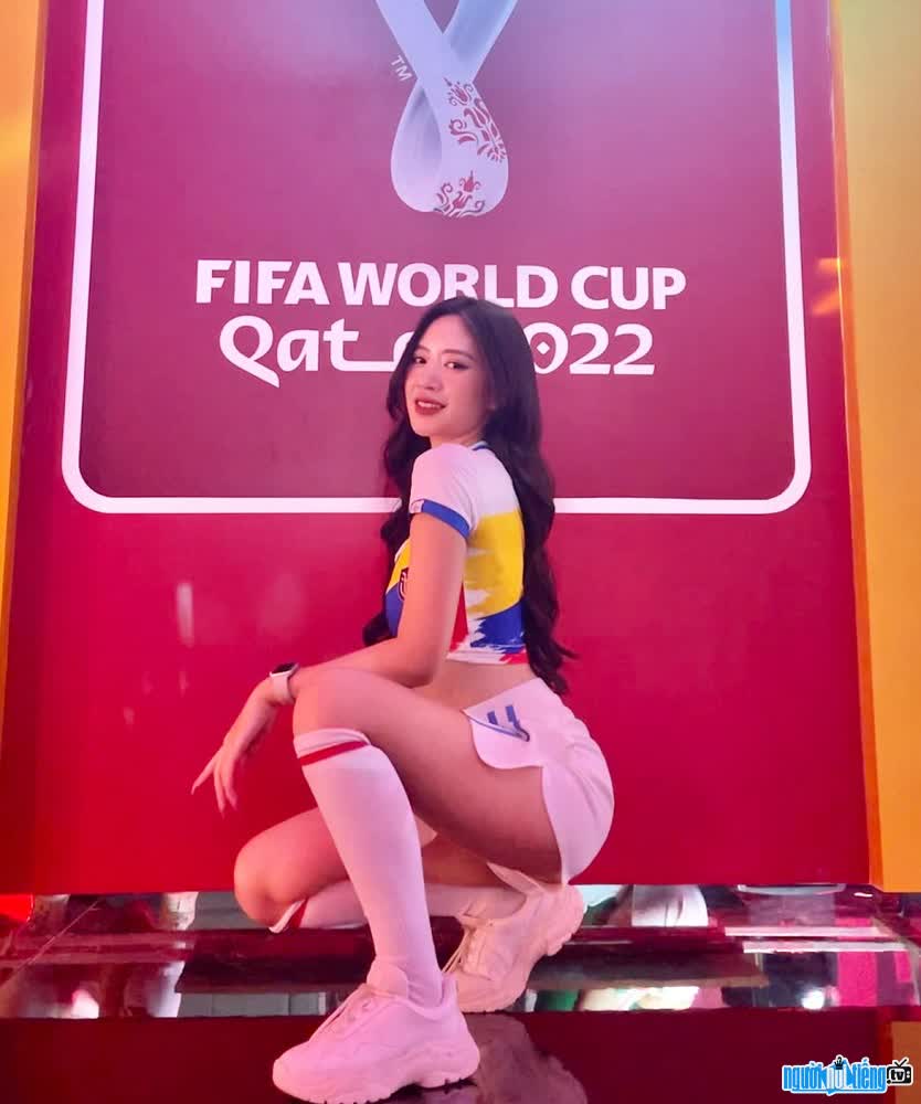 Đan Chi người đẹp đại diện đội tuyển Ecuador trong chương trình Nóng cùng World Cup 2022