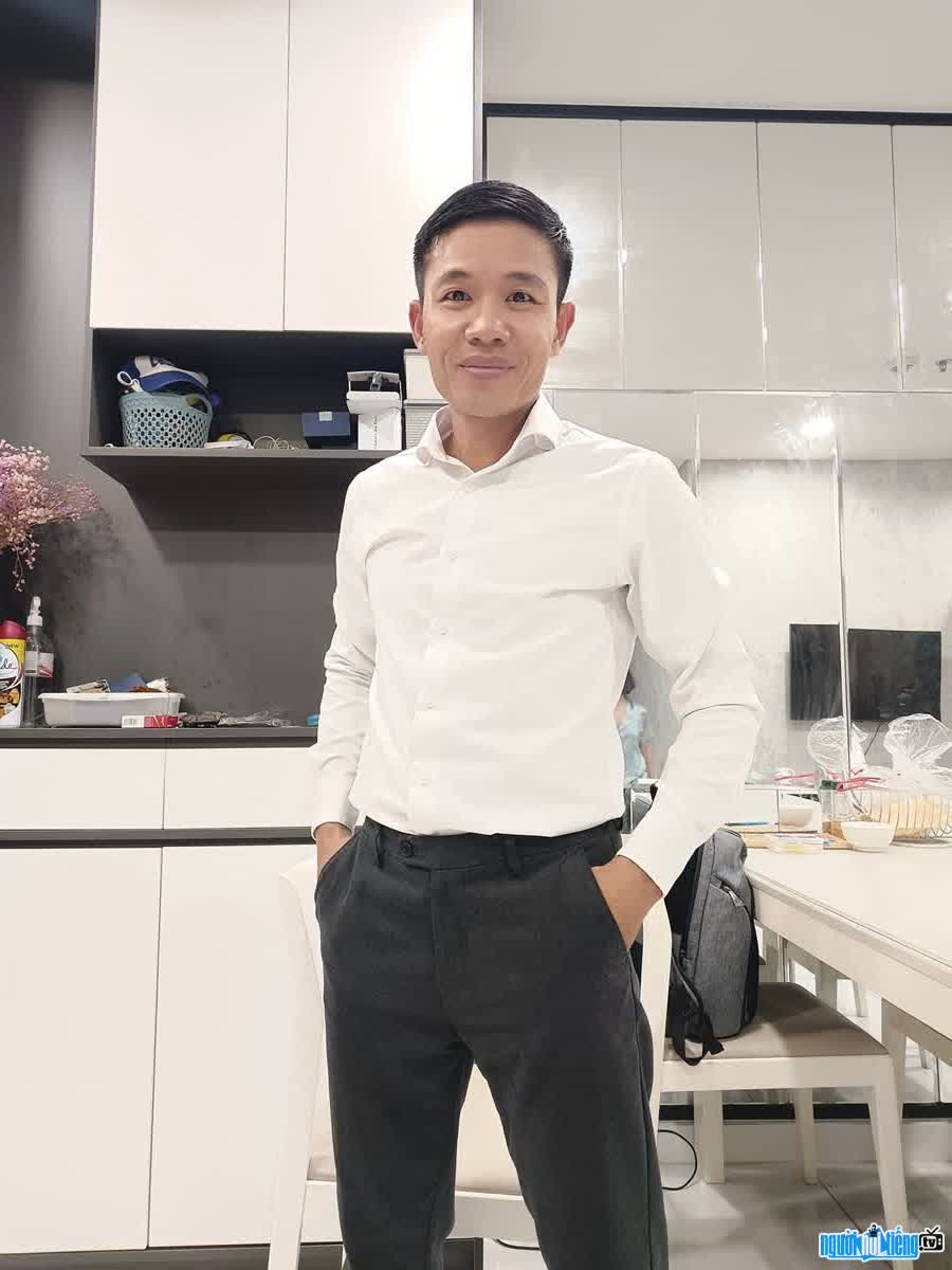 Daily life of Founder Le Van Duong