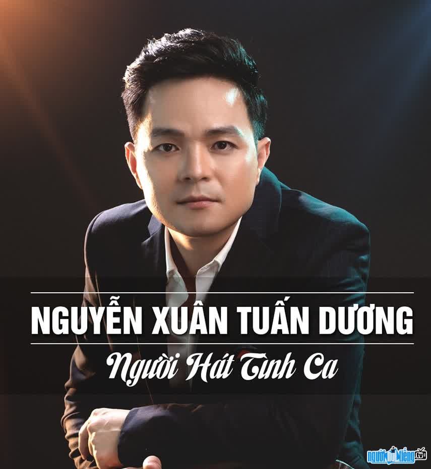 Handsome image of multi-talented male singer Nguyen Xuan Tuan Duong
