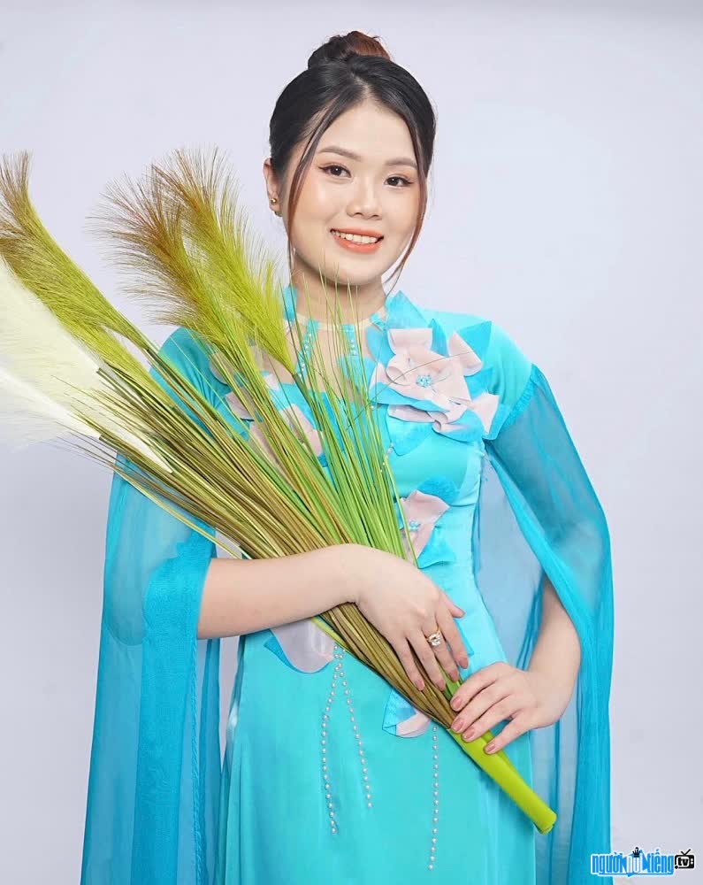 Hình ảnh xinh đẹp của nữ ca sĩ Nguyễn Lan Thu