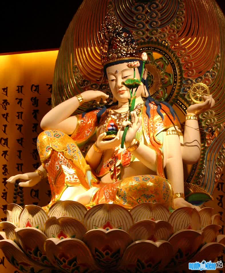 Avalokitesvara Bodhisattva statue at the temple of Buddha Tooth Relic Singapore