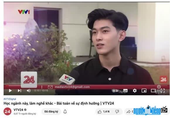 Xuất hiện trên TV Hoàng Phúc gây ấn tượng nhờ gương mặt điển trai