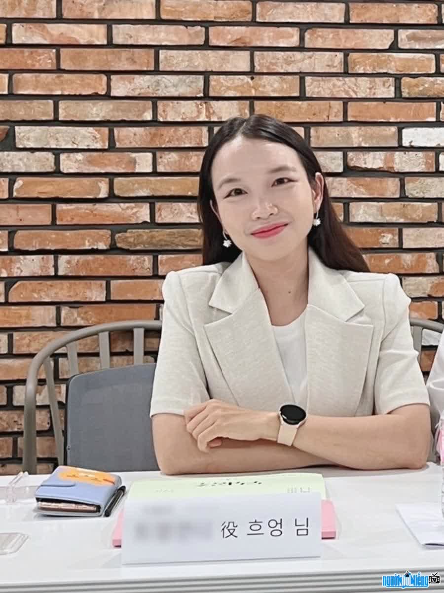 Jiyun Kim Hương sở hữu ngoại hình xinh đẹp