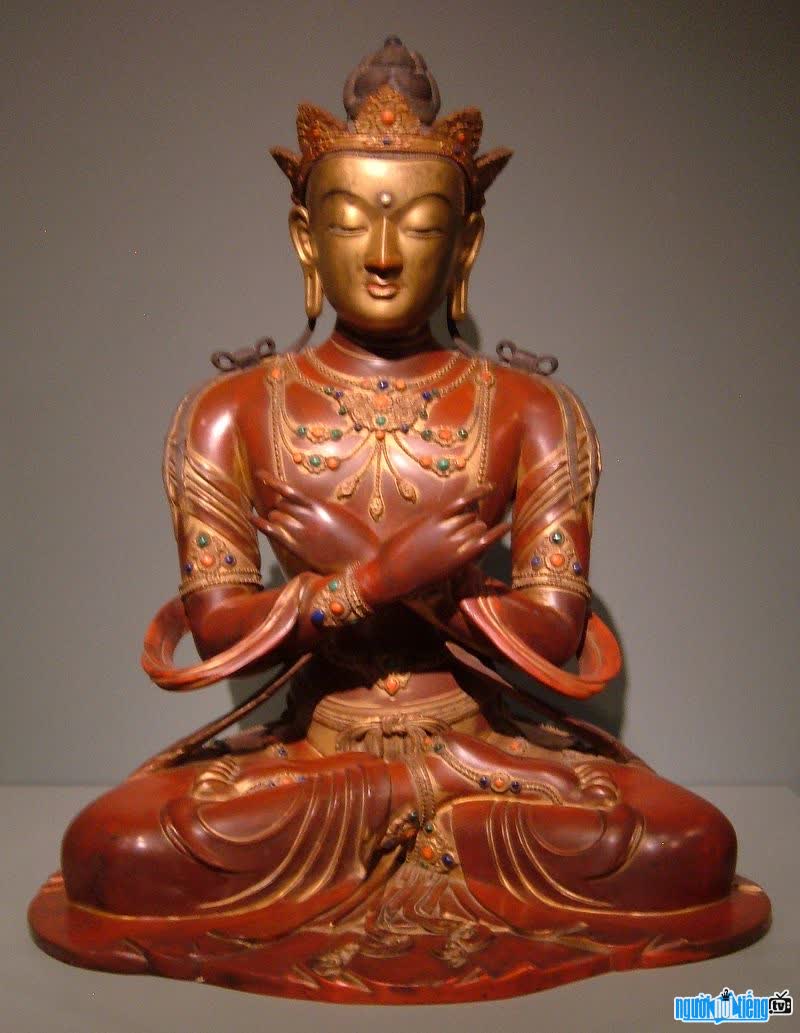 18th century Chinese Vajradhara statue