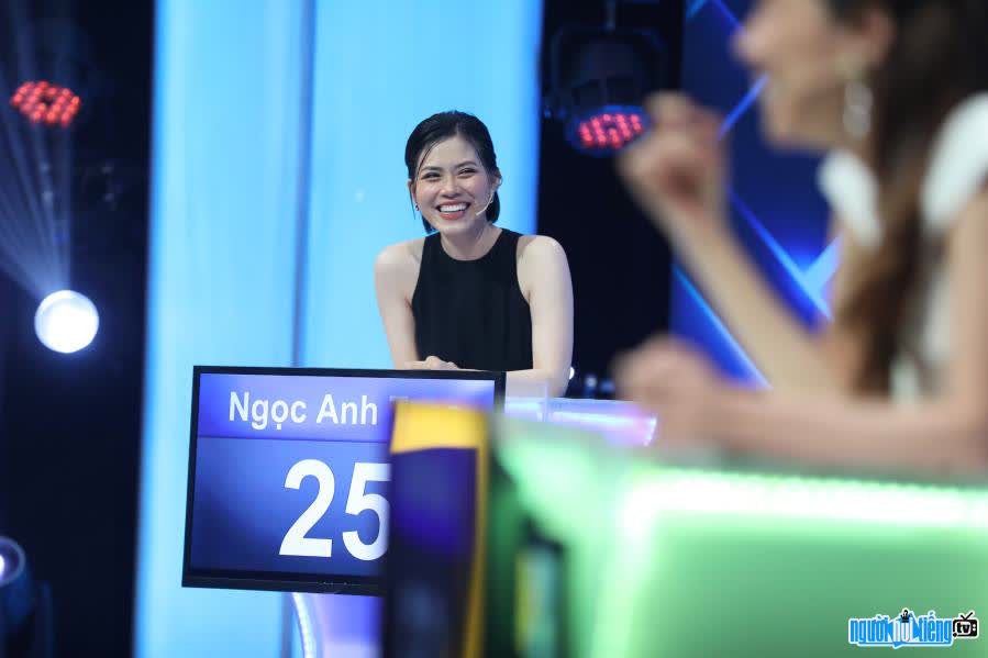 Hình ảnh Tiktoker Tana Tang trong một gameshow truyền hình