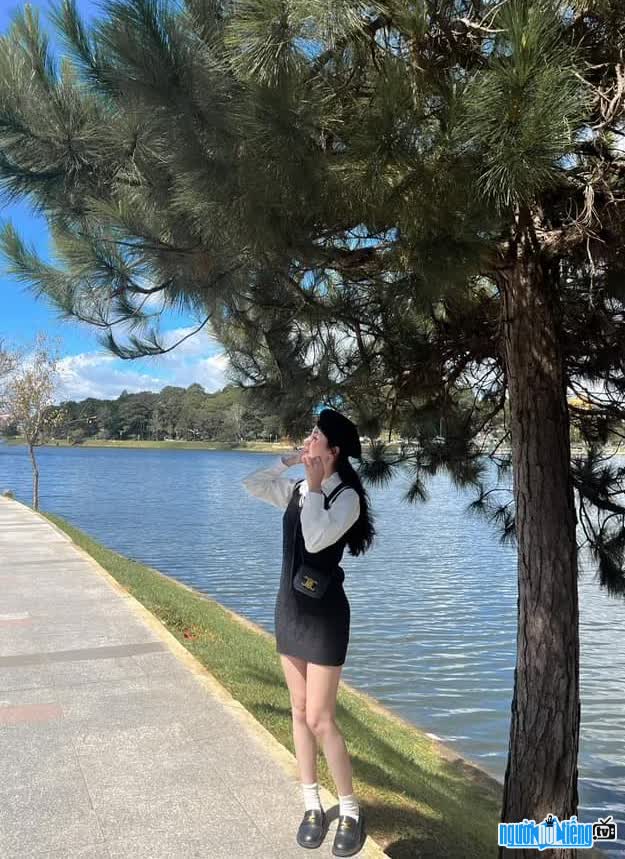 Hồ Diễm Hương- nữ MC xinh đẹp và tài năng