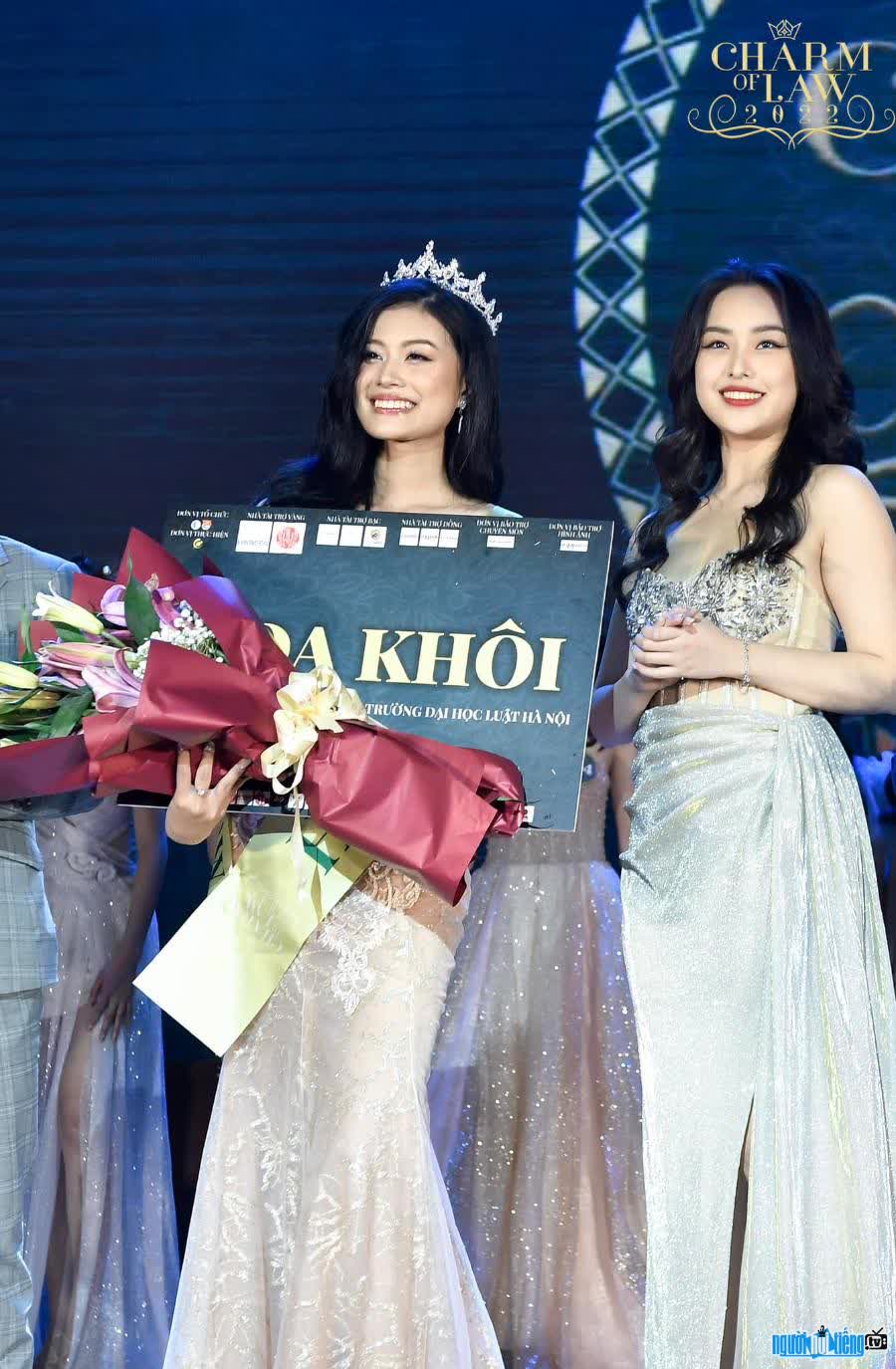 Ha Phuong won the Miss contest "Charm of Law 2022"