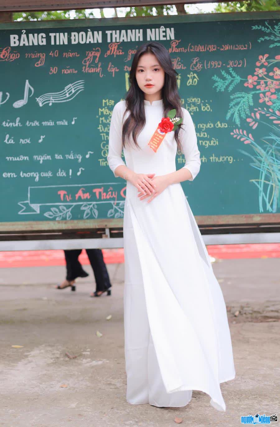 Vu Ngoc Khanh Ly is currently a high school student
