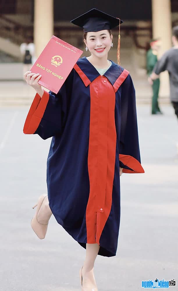 Phạm Kiều Huyền tốt nghiệp trường Đại học Văn Hóa Nghệ Thuận Quân Đội