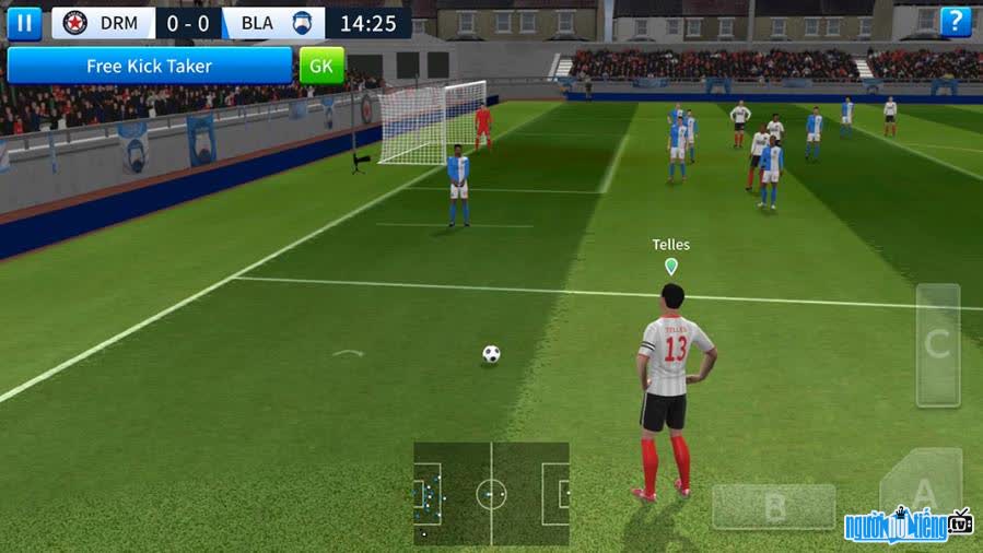 Dream League Soccer (DLS) mang đến cho người chơi những trải nghiệm thú vị