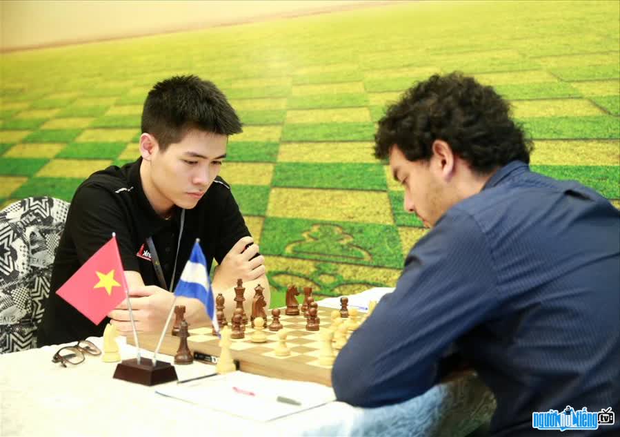Kỳ thủ Lê Tuấn Minh được biết đến trong cộng đồng cờ vua nhờ thành tích cao