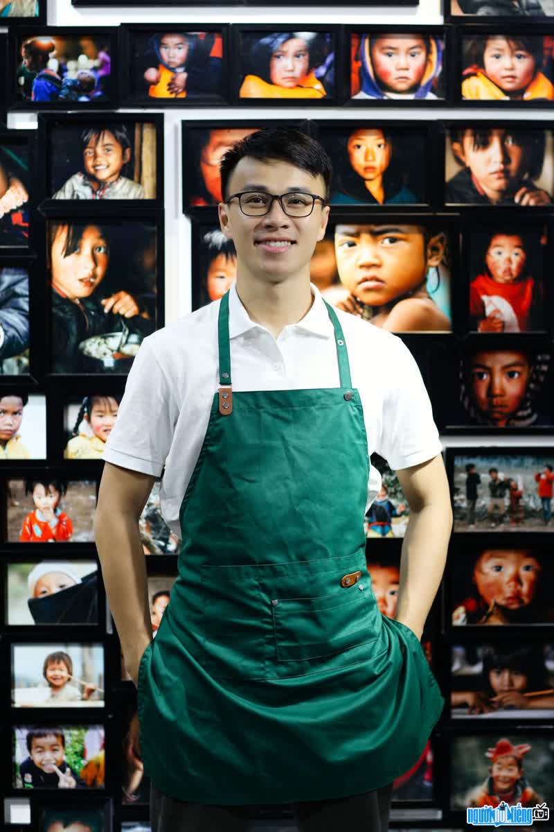 Nhiếp ảnh gia Lê Quang Long với mong muốn giúp đỡ những mảnh đời bất hạnh