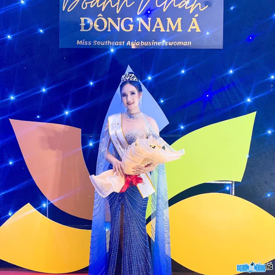 Doanh nhân Đỗ Anh Sa giành Ngôi vị Á hậu 2 trong cuộc thi Hoa hậu Doanh nhân Đông Nam Á 2023