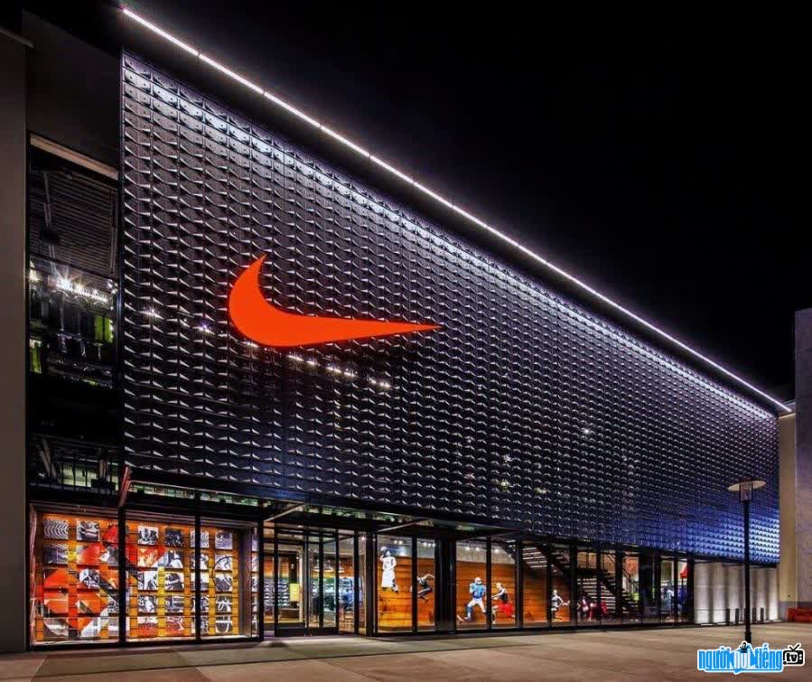 Hình ảnh một cửa hàng của Nike