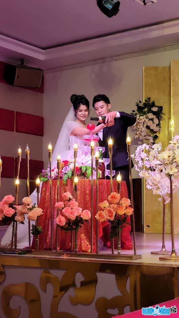Wedding pictures of the Duy Nisa couple