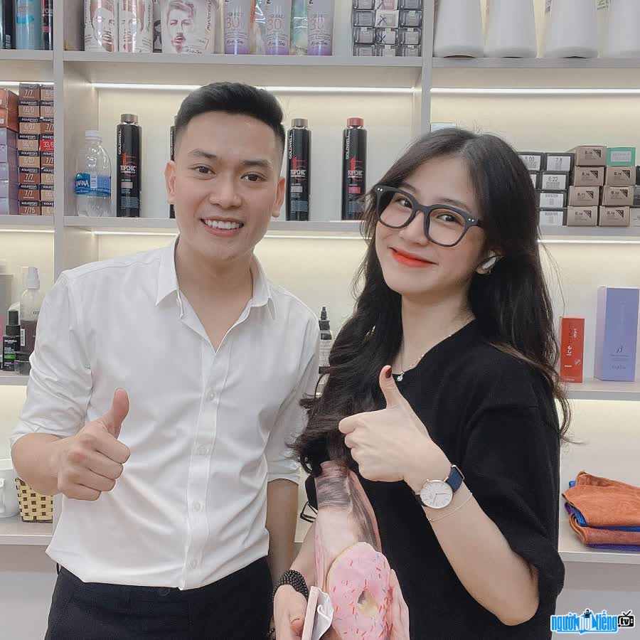 Hairstylist Chien Nguyen is trusted by many customers