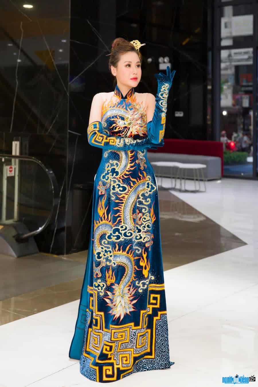 Hình ảnh hoa hậu Anna Đỗ Ngọc xinh đẹp tại một sự kiện