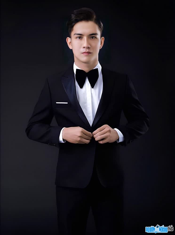 Ho Hoai Nam - handsome and talented photo model
