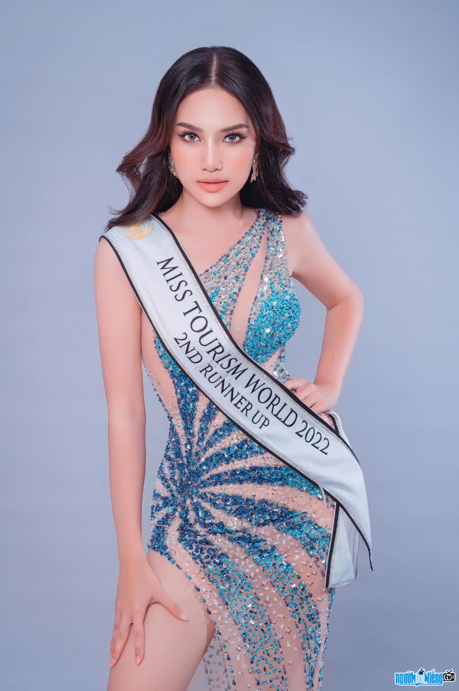 Le Thi Huong Ly is 2nd runner-up of Miss Tourism World 2022