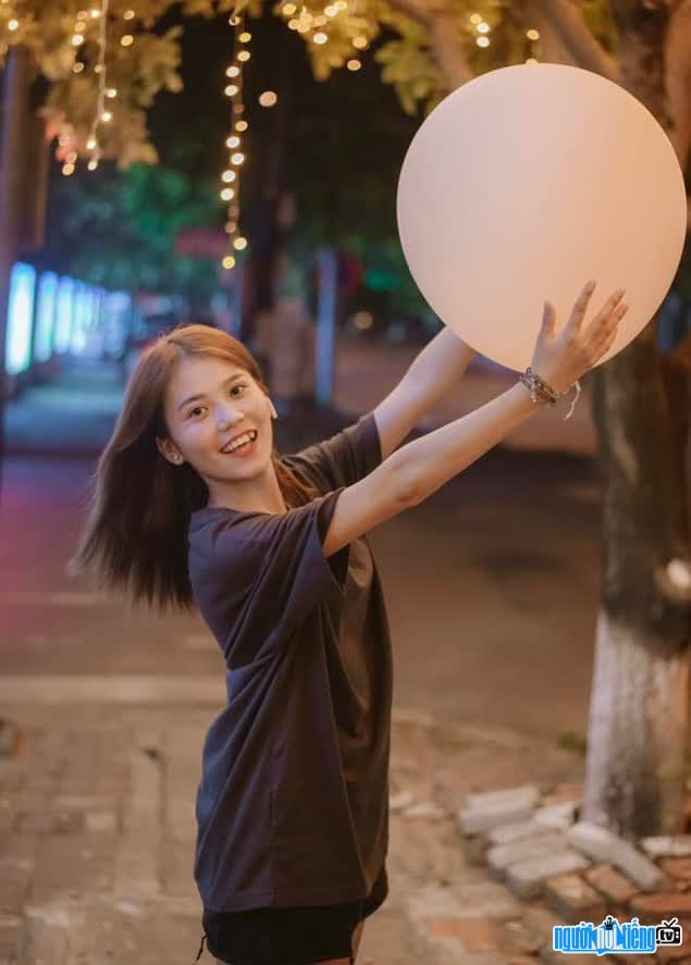 Thanh Lương - nữ youtuber tài năng