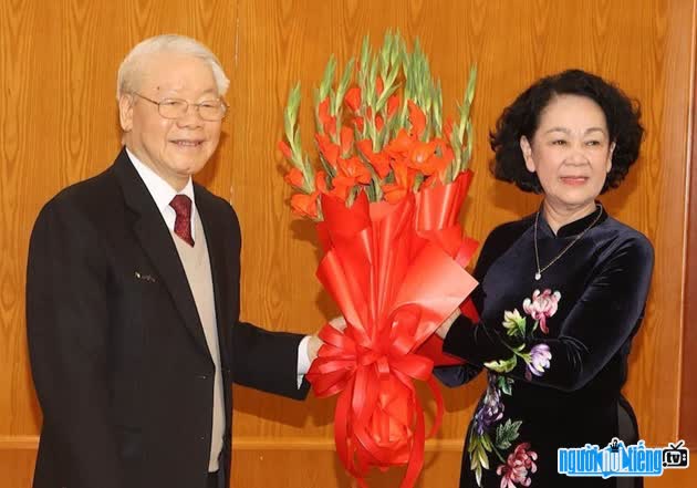Bà Trương Thị Mai được được Bộ Chính trị phân công giữ chức Thường trực Ban Bí thư