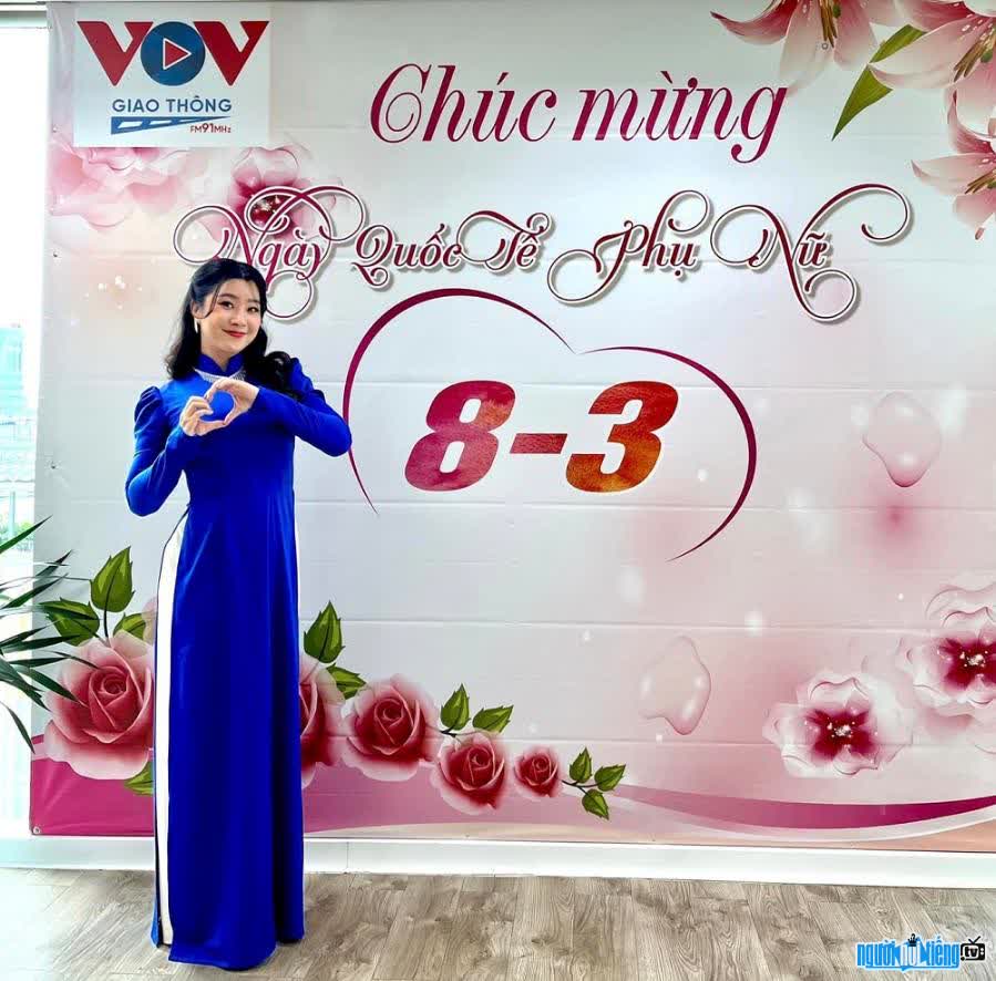Huỳnh Như Nguyễn - nữ MC xinh đẹp của đài VOV Giao thông