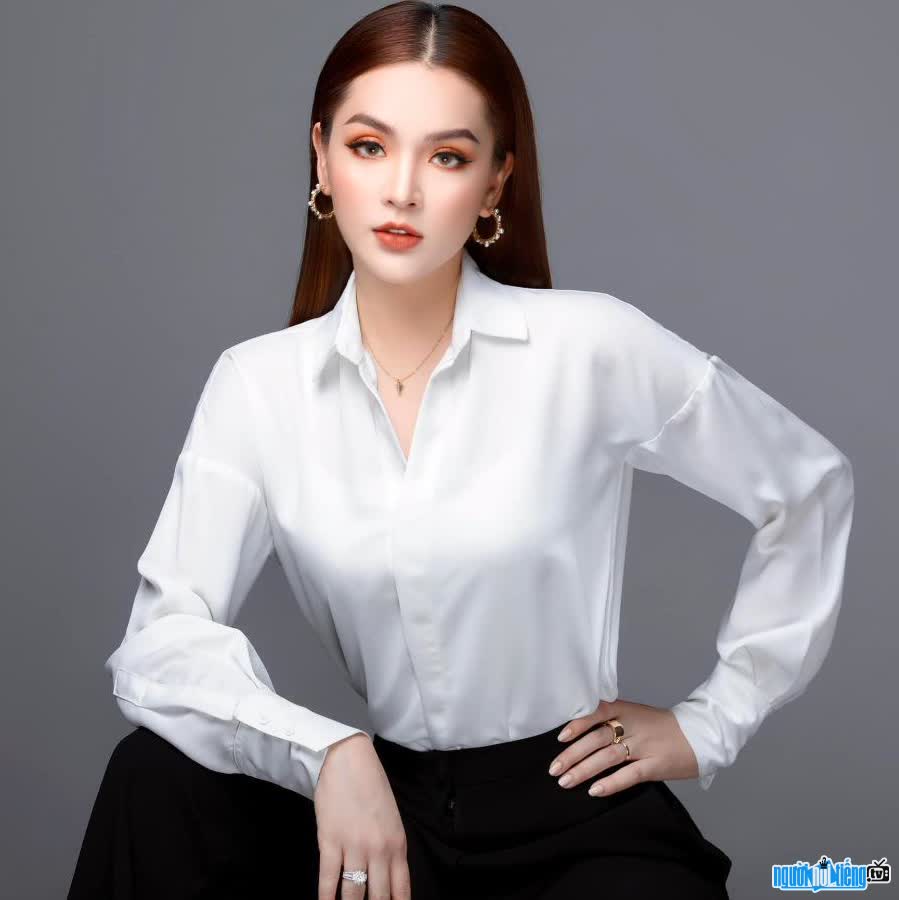 CEO Tú Quyên là CEO của Queenie Group