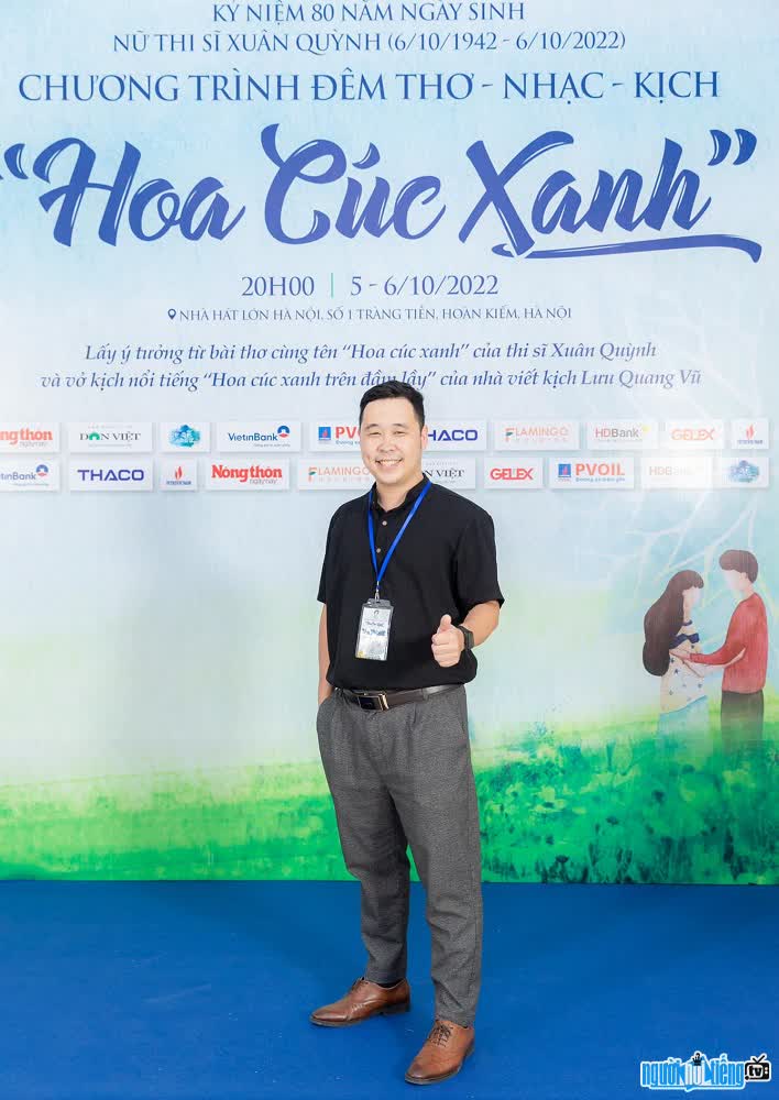 Director Doan Thang Long participates in the event