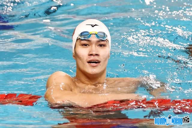 New image of swimmer Tran Hung Nguyen