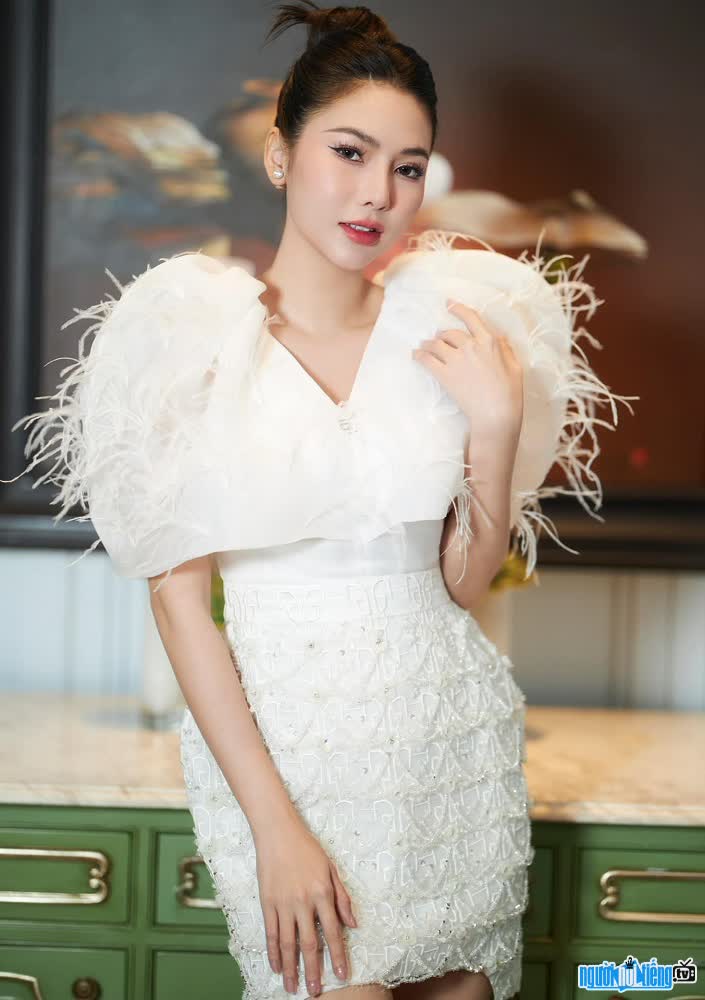  Phan Ngoc Phuong Uyen - beautiful and talented female MC