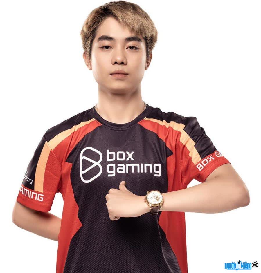 20Percent picture when he was in the Box gaming team