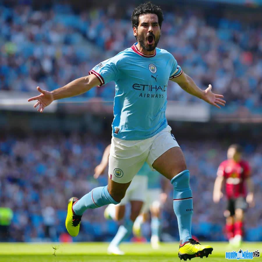 Gundogan player image celebrating a goal