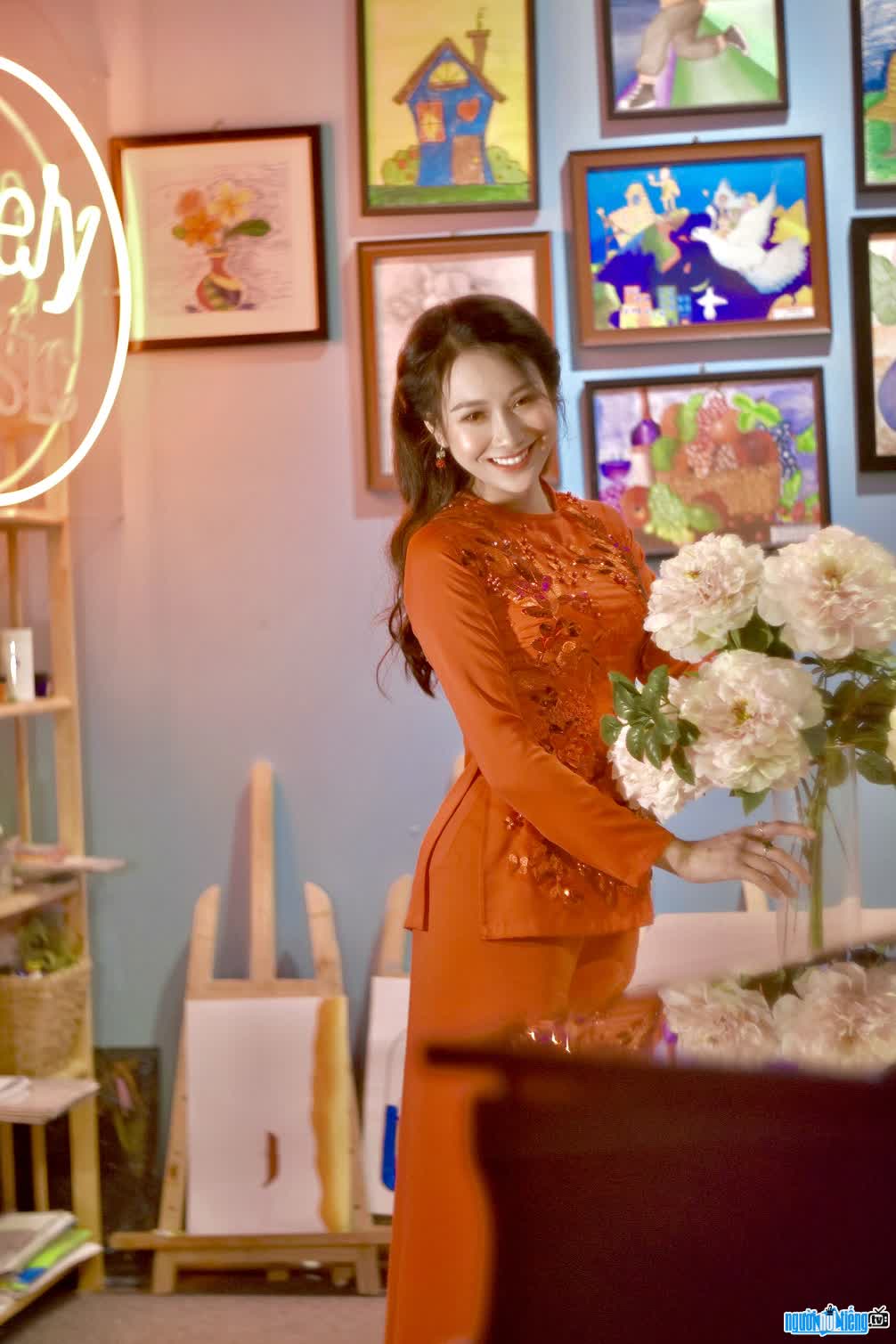 Ảnh Ca sĩ Lê Thu Hiền 6