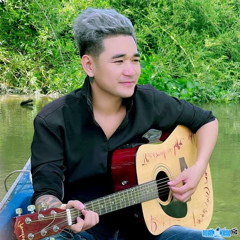 Ảnh chân dung Youtuber Thuận Chùa