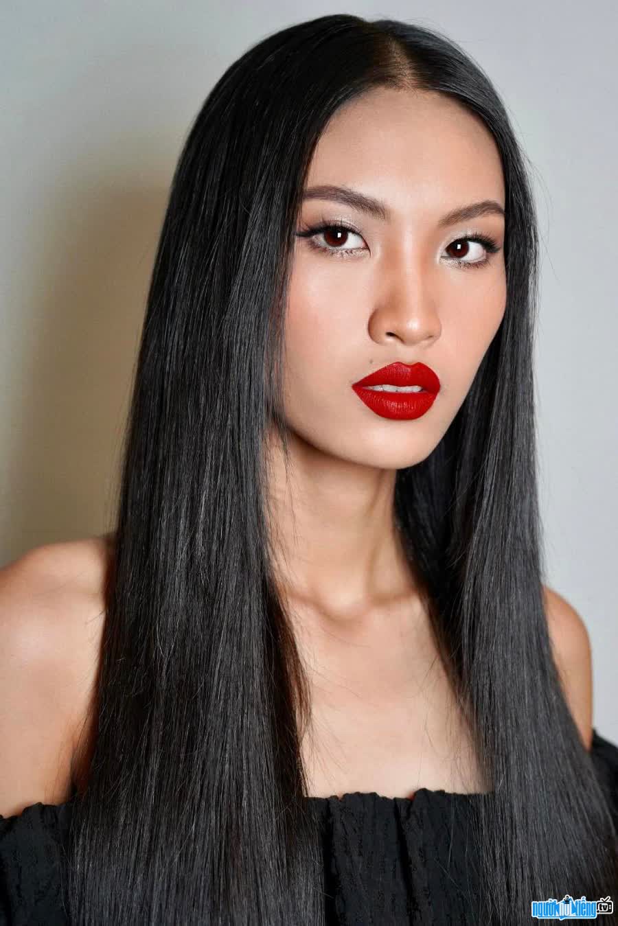 Portrait of model Huynh Tu Anh