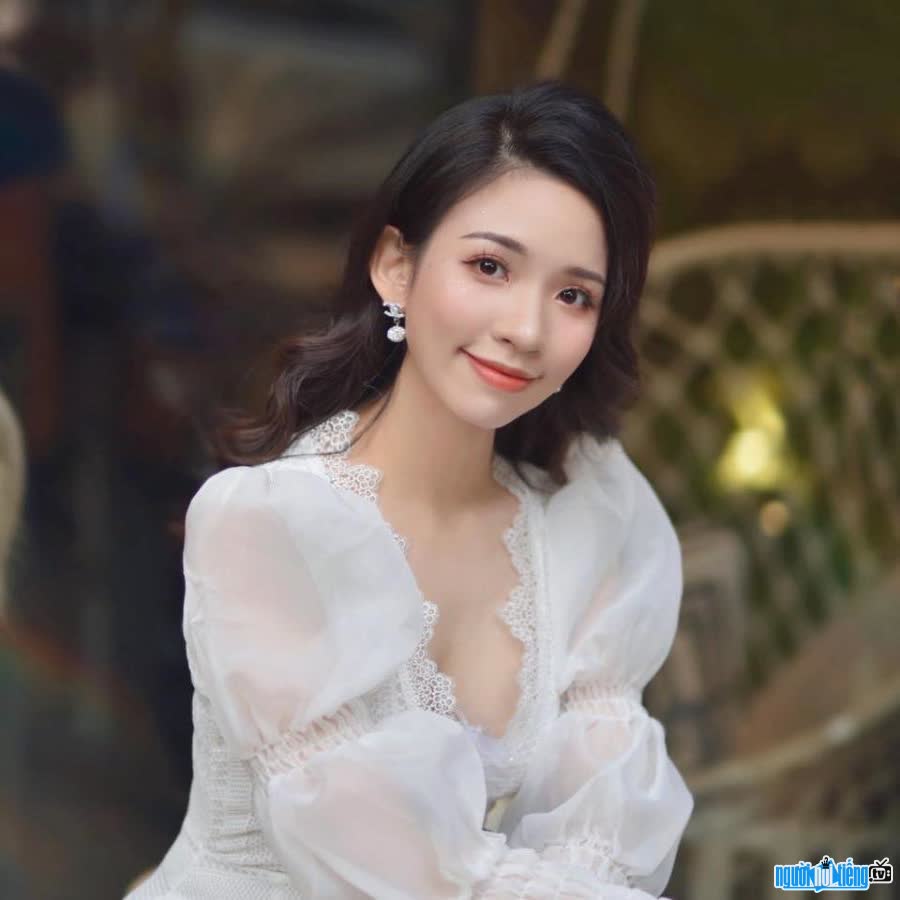 Portrait photo of Asian beauty Mivi Diem Anh