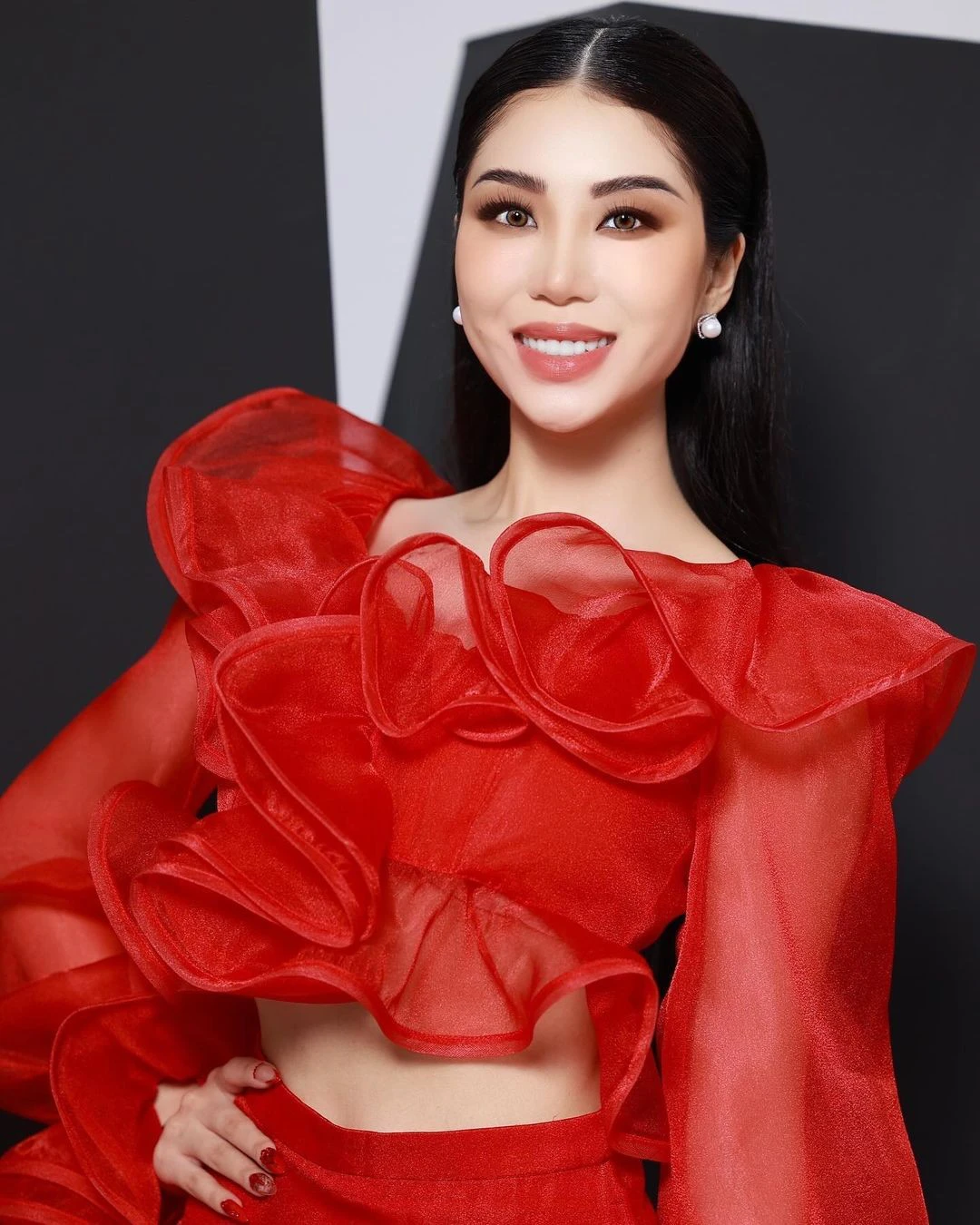 Portrait photo of Miss Do Thi Lan Anh