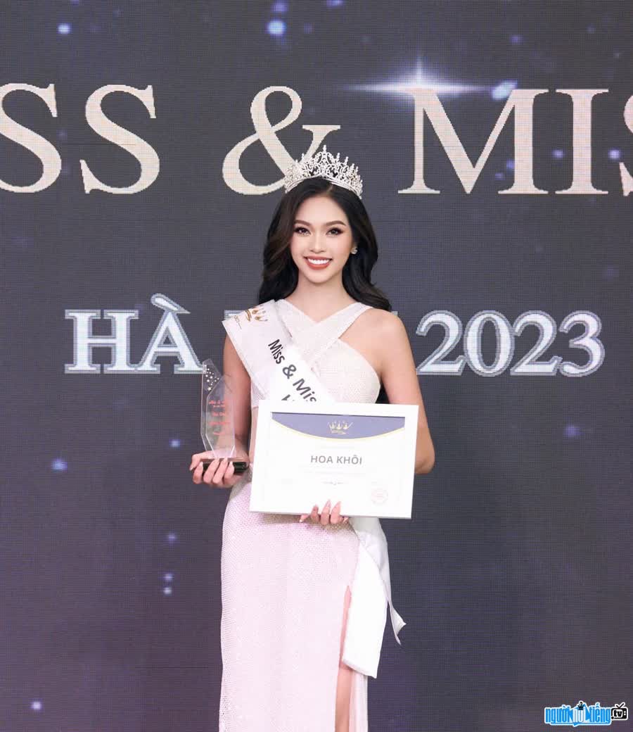 Hình ảnh Thảo Liên đăng quang Hoa Khôi cuộc thi Miss & Mister Hà Nội 2023