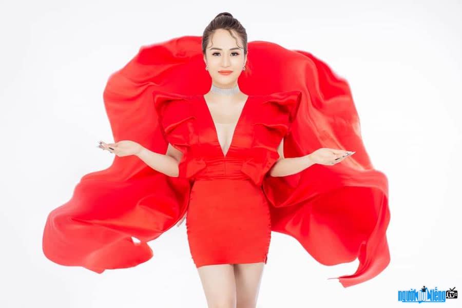  Image of talented CEO Thu Trang Evaxinh