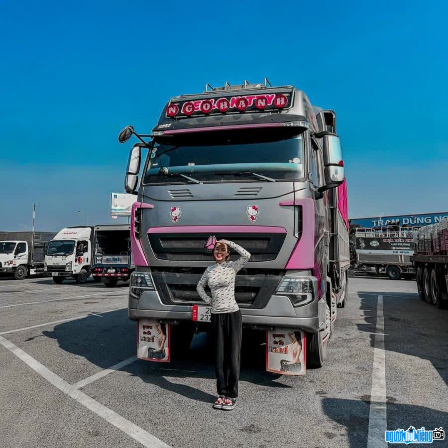 Hanh surprised many people when she said her current occupation is a truck driver