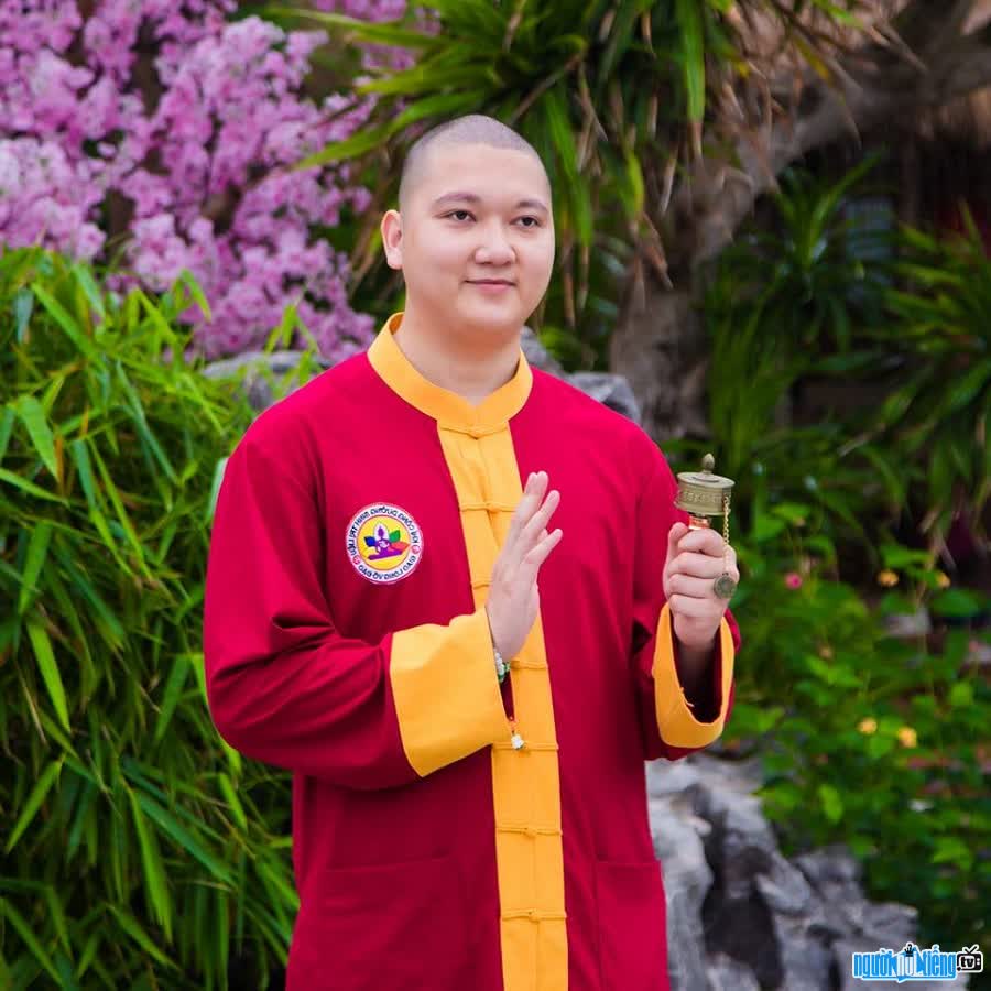 Master Phuc Thanh helped many people heal their illnesses