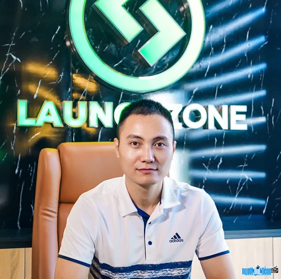 Talented and energetic CEO Dinh Quang Loc