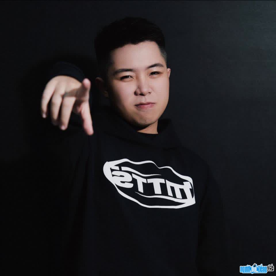 Pictures of handsome and talented rapper Mason Nguyen