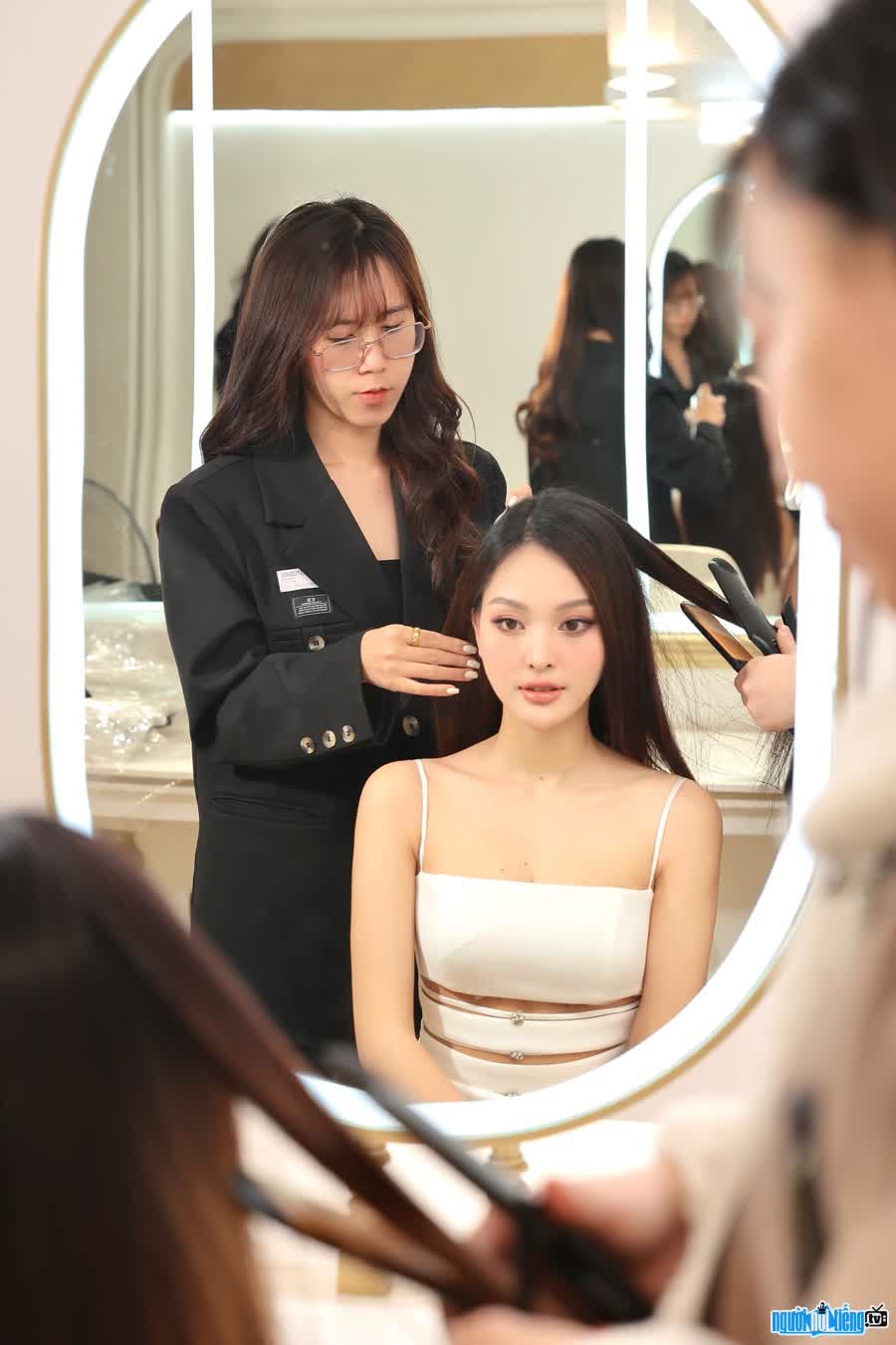Nguyễn Vân nhận định hair stylist là một ngành nghề có cơ hội phát triển rộng mở