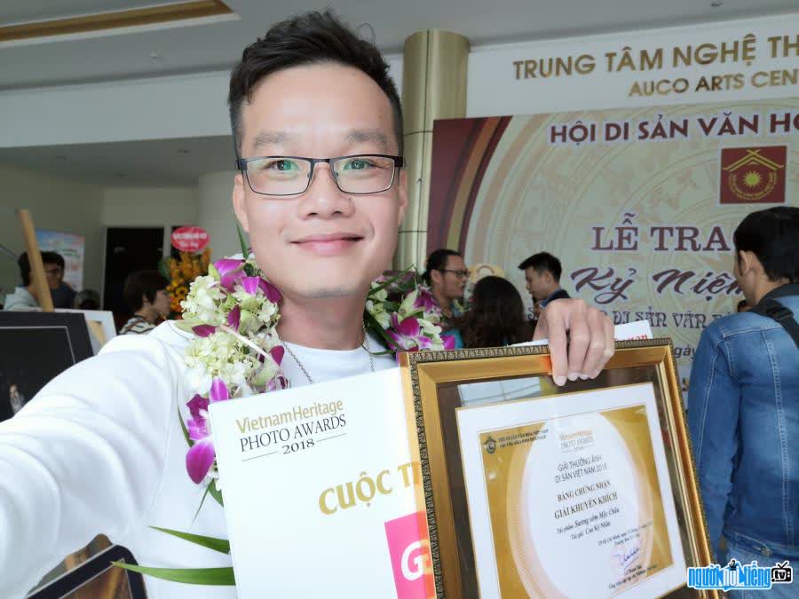 Anh Nhân “dắt túi” loạt giải thưởng lớn với những bức ảnh cảnh đẹp ấn tượng khắp Việt Nam
