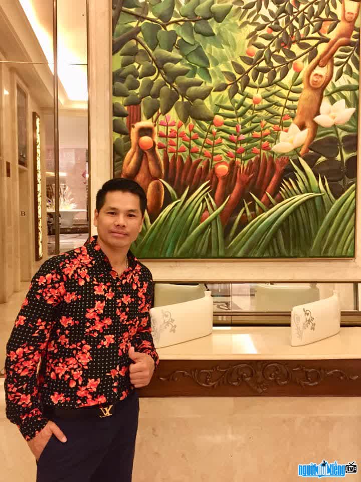  Image of multi-talented artist Tran Quy Quoc