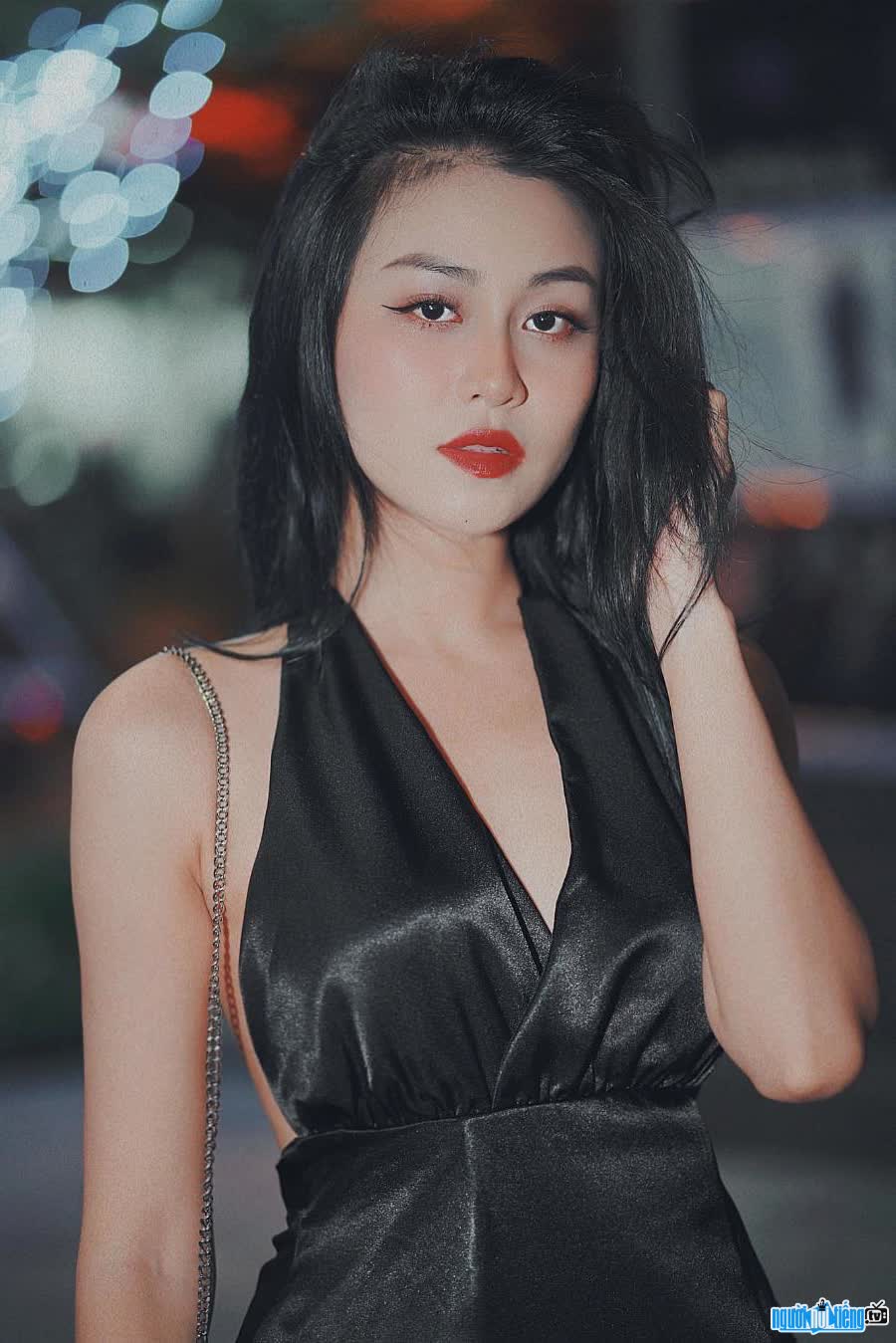 Hình ảnh nữ diễn viên Quỳnh Châu - vai Tuyết của Biệt dược đen