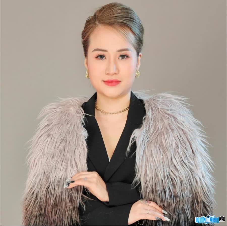  Image of talented and beautiful CEO Thu Trang Evaxinh