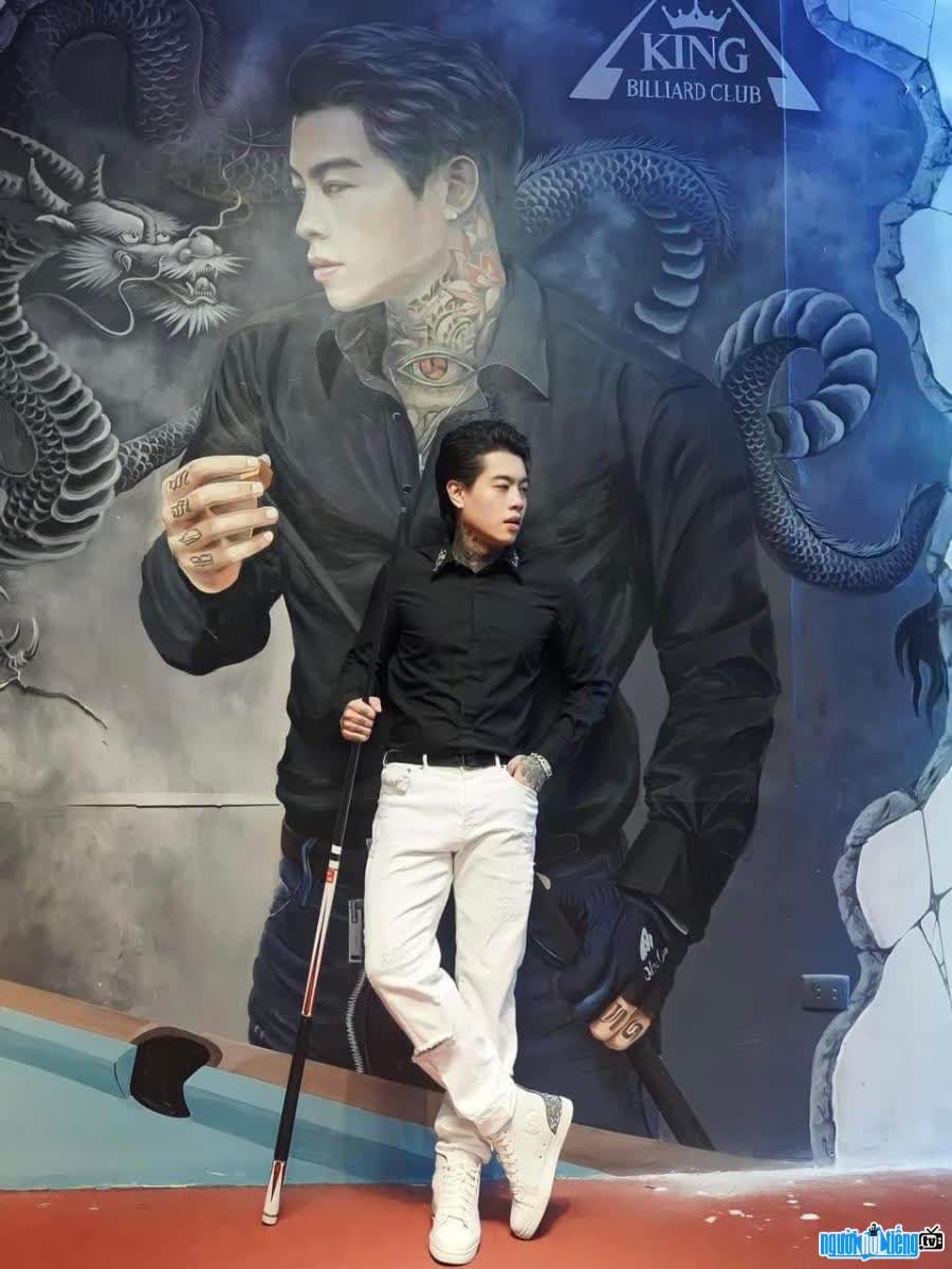 Latest images of businessman Nguyen Gia Long